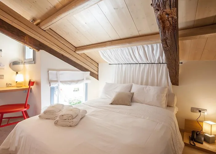 1841 Pensión Nauplia