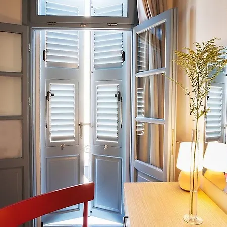 بيت ضيافة 1841 نافبليو